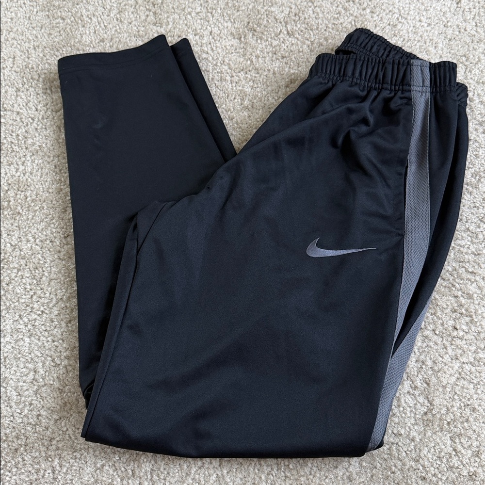 Medium Men’s Nike Pants - Picture 2 of 6